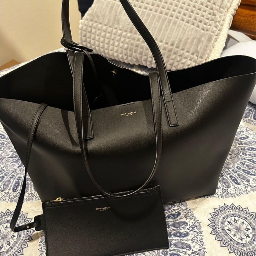 Saint Laurent Elegant Black Tote and Wallet - Picture 6 of 8
